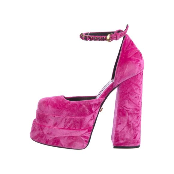 ❤️Versace Velvet Crystal Platform Pumps❤️ - Picture 1 of 5